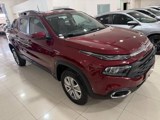 FIAT TORO 1.8 16V EVO FLEX FREEDOM AT6 FIAT TORO 1.8 16V EVO FLEX FREEDOM AT6